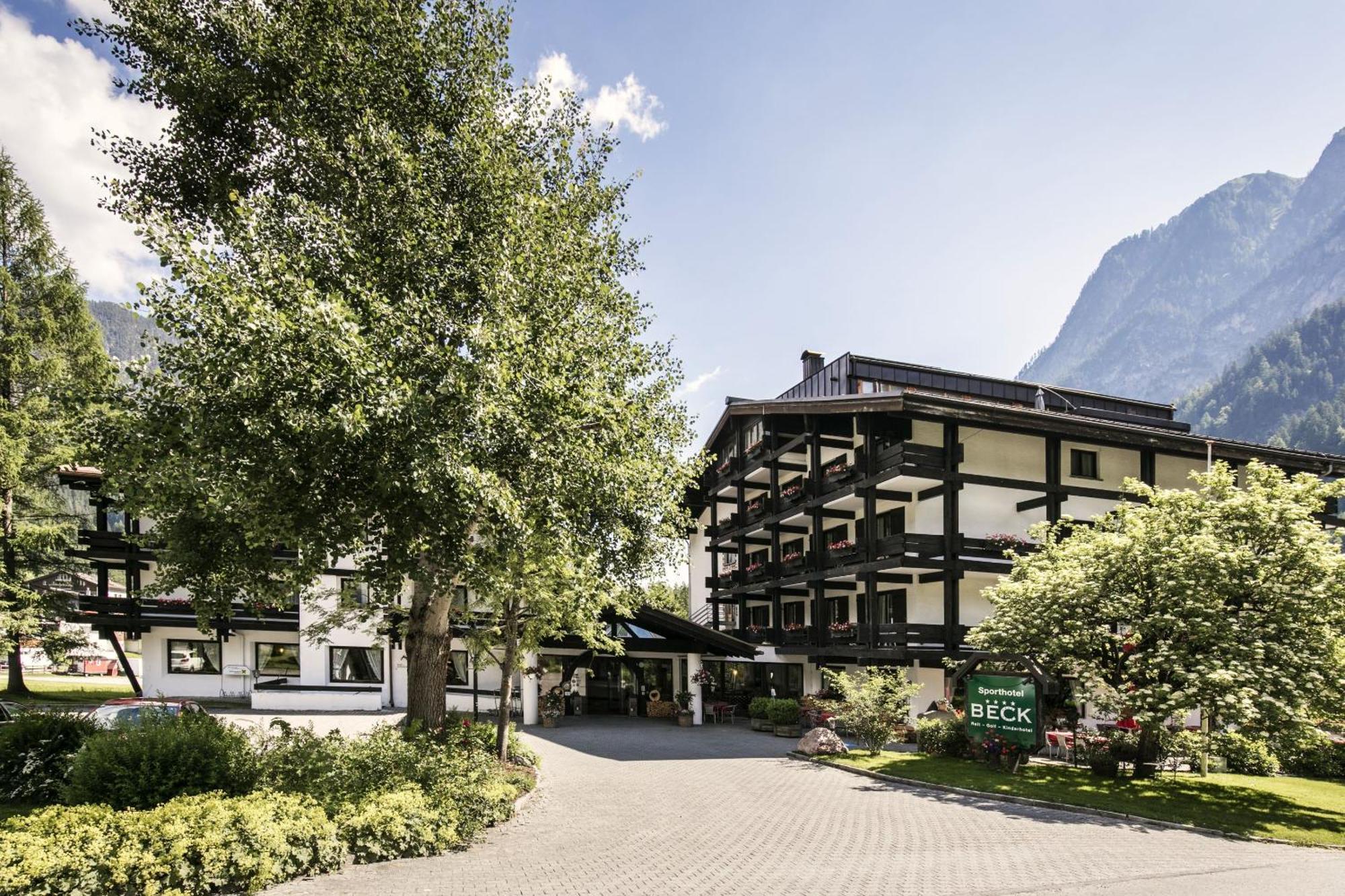Sporthotel By Alpenlodge ブラント エクステリア 写真