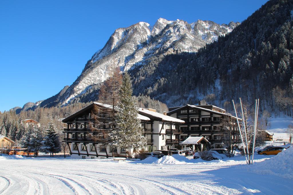 Sporthotel By Alpenlodge ブラント エクステリア 写真
